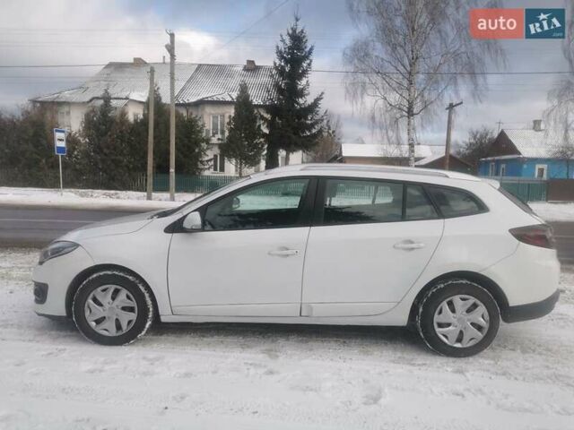 Белый Рено Меган, объемом двигателя 1.5 л и пробегом 262 тыс. км за 5500 $, фото 3 на Automoto.ua