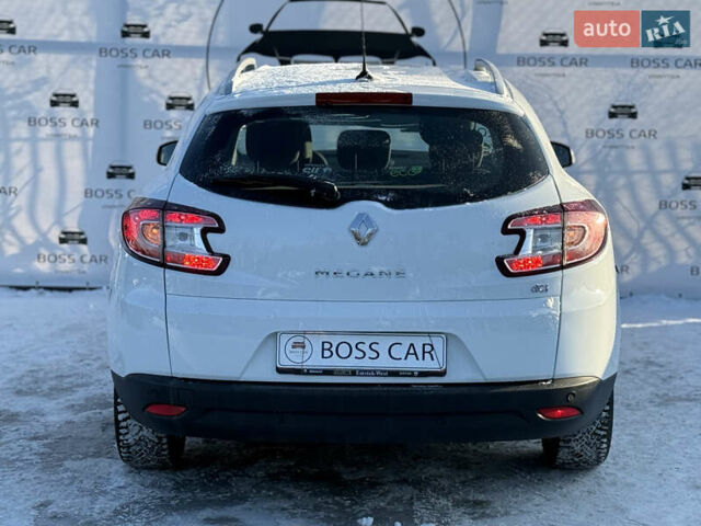 Білий Рено Меган, об'ємом двигуна 1.5 л та пробігом 202 тис. км за 10350 $, фото 5 на Automoto.ua