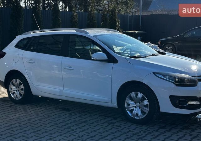 Белый Рено Меган, объемом двигателя 1.46 л и пробегом 270 тыс. км за 8200 $, фото 4 на Automoto.ua