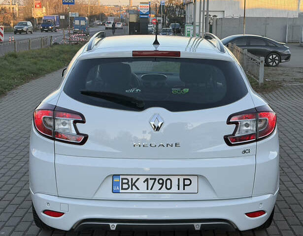 Белый Рено Меган, объемом двигателя 1.5 л и пробегом 265 тыс. км за 8550 $, фото 6 на Automoto.ua