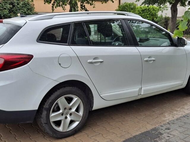 Білий Рено Меган, об'ємом двигуна 1.5 л та пробігом 223 тис. км за 8700 $, фото 3 на Automoto.ua