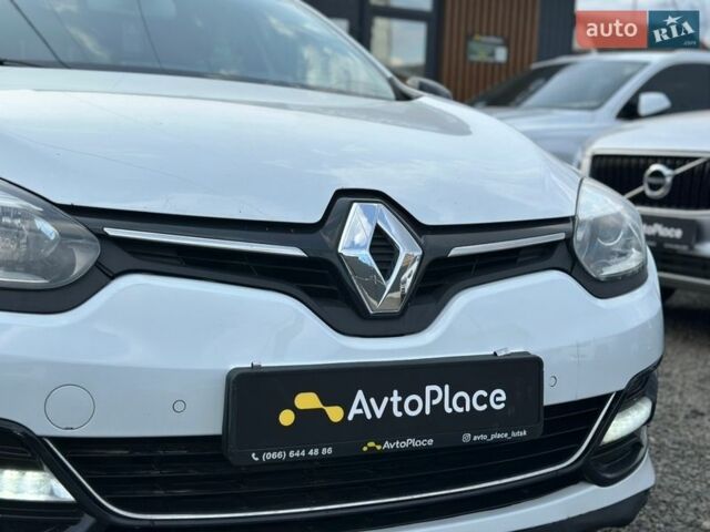 Белый Рено Меган, объемом двигателя 1.46 л и пробегом 236 тыс. км за 7900 $, фото 11 на Automoto.ua