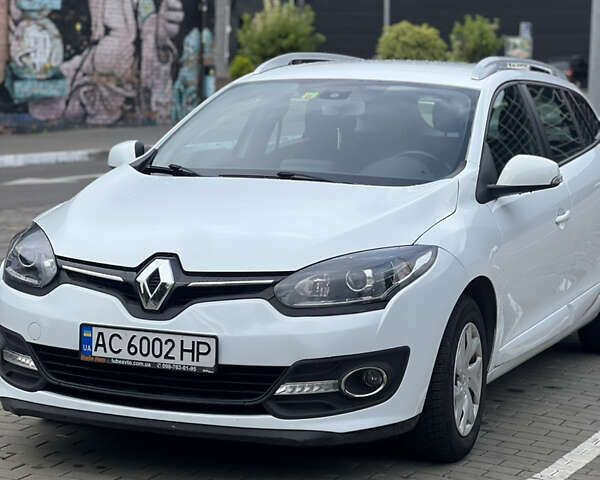 Белый Рено Меган, объемом двигателя 1.46 л и пробегом 238 тыс. км за 7999 $, фото 7 на Automoto.ua