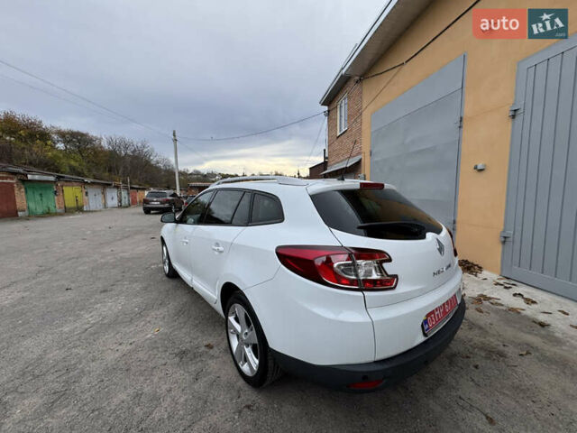 Белый Рено Меган, объемом двигателя 1.5 л и пробегом 225 тыс. км за 9850 $, фото 11 на Automoto.ua