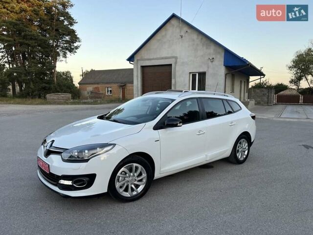 Белый Рено Меган, объемом двигателя 1.5 л и пробегом 196 тыс. км за 8900 $, фото 1 на Automoto.ua