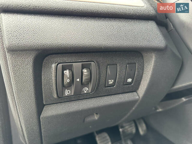 Белый Рено Меган, объемом двигателя 1.5 л и пробегом 225 тыс. км за 9850 $, фото 18 на Automoto.ua