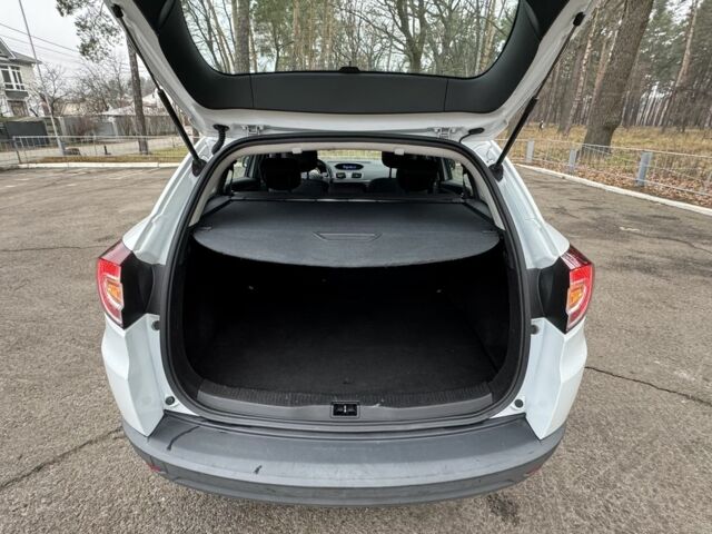 Белый Рено Меган, объемом двигателя 1.5 л и пробегом 214 тыс. км за 7700 $, фото 20 на Automoto.ua