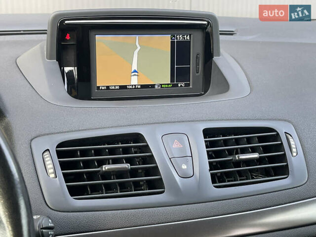 Белый Рено Меган, объемом двигателя 1.5 л и пробегом 196 тыс. км за 9500 $, фото 17 на Automoto.ua