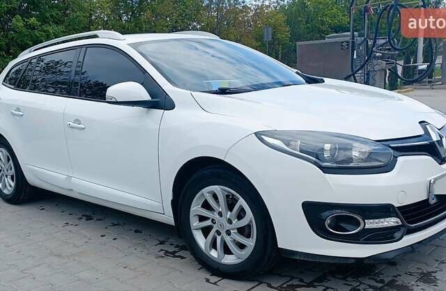 Белый Рено Меган, объемом двигателя 1.46 л и пробегом 230 тыс. км за 9800 $, фото 33 на Automoto.ua