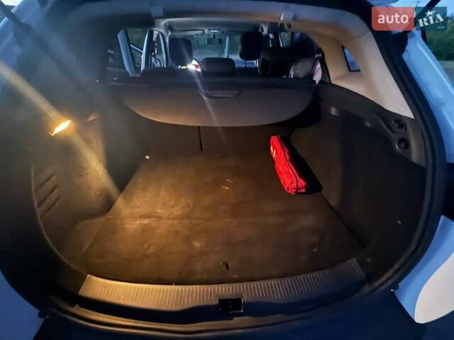 Білий Рено Меган, об'ємом двигуна 1.46 л та пробігом 196 тис. км за 9700 $, фото 54 на Automoto.ua