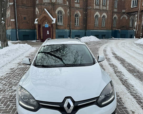 Белый Рено Меган, объемом двигателя 1.46 л и пробегом 274 тыс. км за 8752 $, фото 3 на Automoto.ua