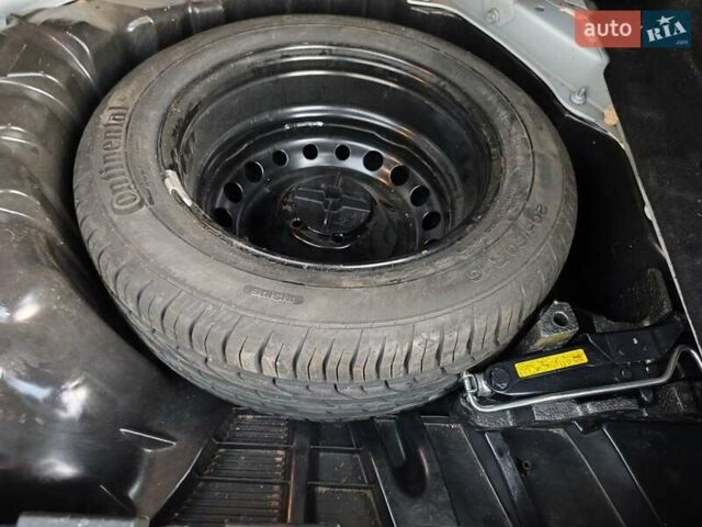 Білий Рено Меган, об'ємом двигуна 1.5 л та пробігом 245 тис. км за 8999 $, фото 15 на Automoto.ua