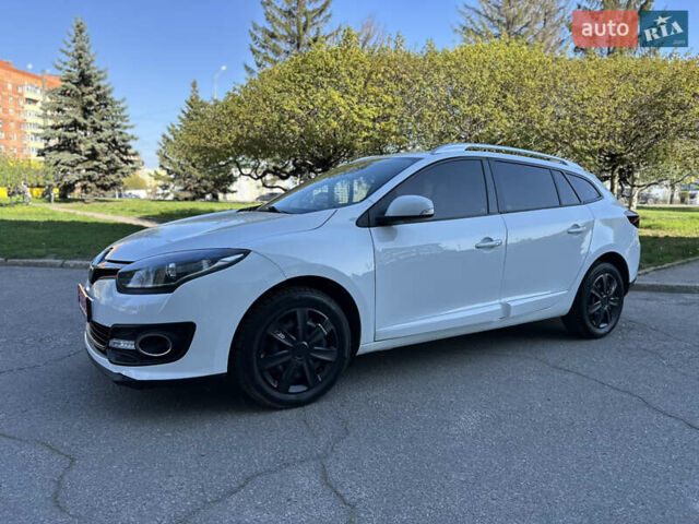 Белый Рено Меган, объемом двигателя 1.5 л и пробегом 165 тыс. км за 9500 $, фото 6 на Automoto.ua