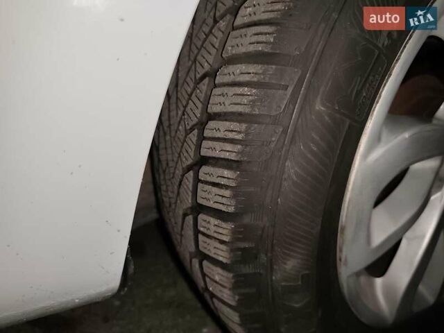 Білий Рено Меган, об'ємом двигуна 1.5 л та пробігом 245 тис. км за 8999 $, фото 32 на Automoto.ua