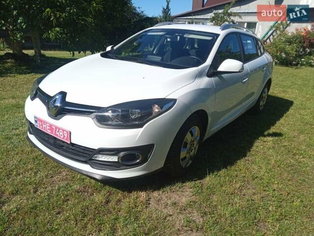 Белый Рено Меган, объемом двигателя 1.5 л и пробегом 180 тыс. км за 10499 $, фото 5 на Automoto.ua