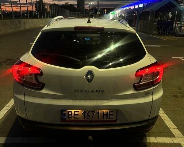 Білий Рено Меган, об'ємом двигуна 1.46 л та пробігом 196 тис. км за 9700 $, фото 22 на Automoto.ua