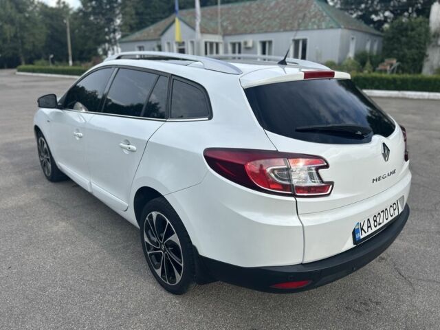 Белый Рено Меган, объемом двигателя 1.5 л и пробегом 245 тыс. км за 9600 $, фото 3 на Automoto.ua