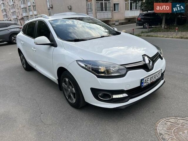 Білий Рено Меган, об'ємом двигуна 1.5 л та пробігом 225 тис. км за 8400 $, фото 4 на Automoto.ua