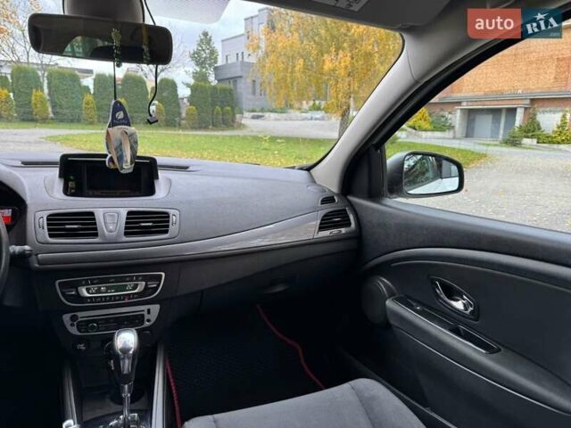 Білий Рено Меган, об'ємом двигуна 1.5 л та пробігом 215 тис. км за 8600 $, фото 10 на Automoto.ua