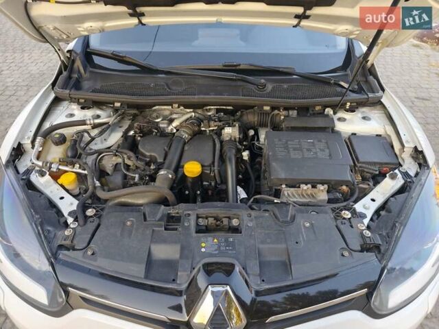 Білий Рено Меган, об'ємом двигуна 1.5 л та пробігом 245 тис. км за 8999 $, фото 27 на Automoto.ua