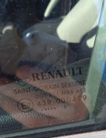 Білий Рено Меган, об'ємом двигуна 1.46 л та пробігом 213 тис. км за 8700 $, фото 12 на Automoto.ua