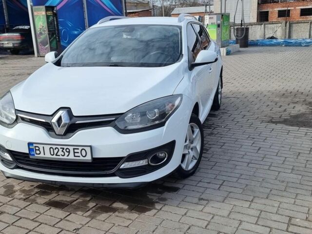Белый Рено Меган, объемом двигателя 1.5 л и пробегом 270 тыс. км за 8500 $, фото 4 на Automoto.ua