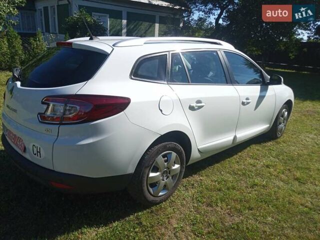 Белый Рено Меган, объемом двигателя 1.5 л и пробегом 180 тыс. км за 10499 $, фото 8 на Automoto.ua