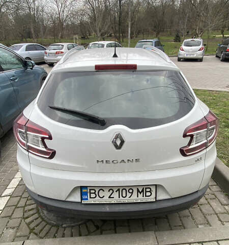 Белый Рено Меган, объемом двигателя 1.46 л и пробегом 214 тыс. км за 9200 $, фото 6 на Automoto.ua