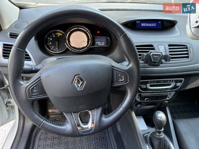 Білий Рено Меган, об'ємом двигуна 1.5 л та пробігом 272 тис. км за 9500 $, фото 20 на Automoto.ua