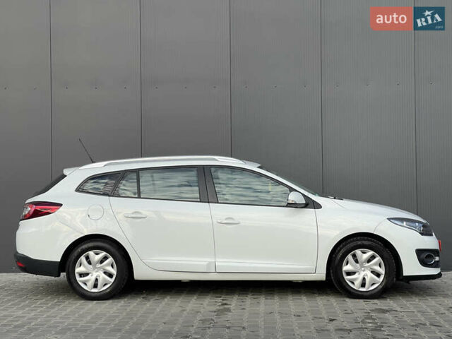 Белый Рено Меган, объемом двигателя 1.5 л и пробегом 196 тыс. км за 9500 $, фото 7 на Automoto.ua