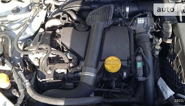 Білий Рено Меган, об'ємом двигуна 1.46 л та пробігом 213 тис. км за 8700 $, фото 17 на Automoto.ua