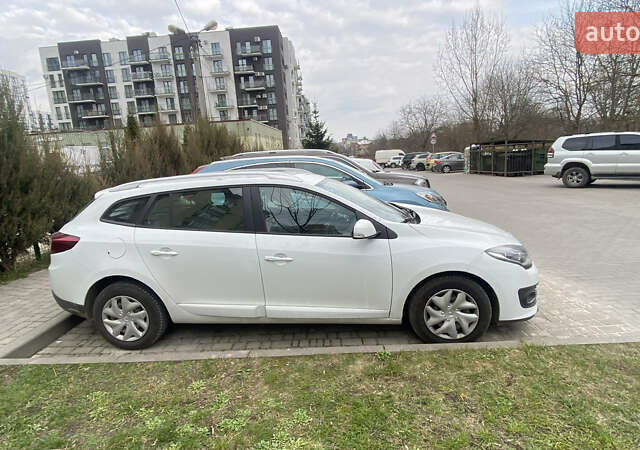 Белый Рено Меган, объемом двигателя 1.46 л и пробегом 214 тыс. км за 9200 $, фото 5 на Automoto.ua