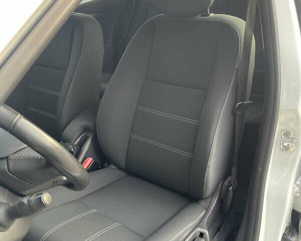 Белый Рено Меган, объемом двигателя 1.5 л и пробегом 197 тыс. км за 8900 $, фото 24 на Automoto.ua