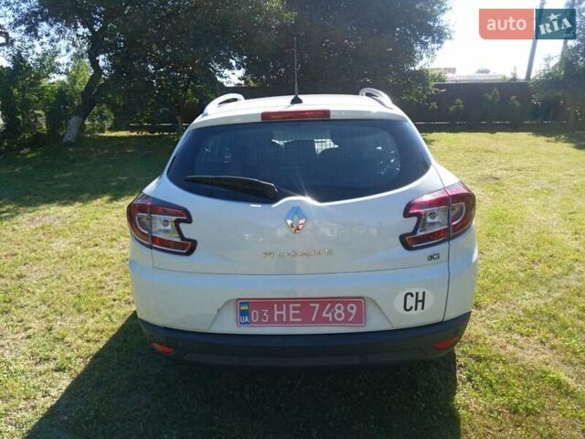Белый Рено Меган, объемом двигателя 1.5 л и пробегом 180 тыс. км за 10499 $, фото 12 на Automoto.ua