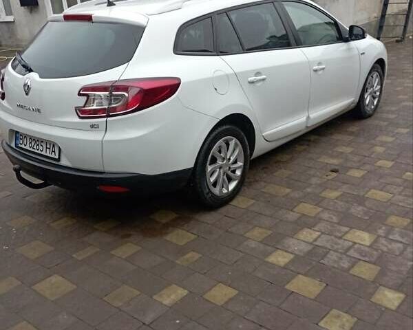 Білий Рено Меган, об'ємом двигуна 1.6 л та пробігом 270 тис. км за 9200 $, фото 3 на Automoto.ua