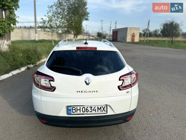 Білий Рено Меган, об'ємом двигуна 1.5 л та пробігом 180 тис. км за 9500 $, фото 3 на Automoto.ua