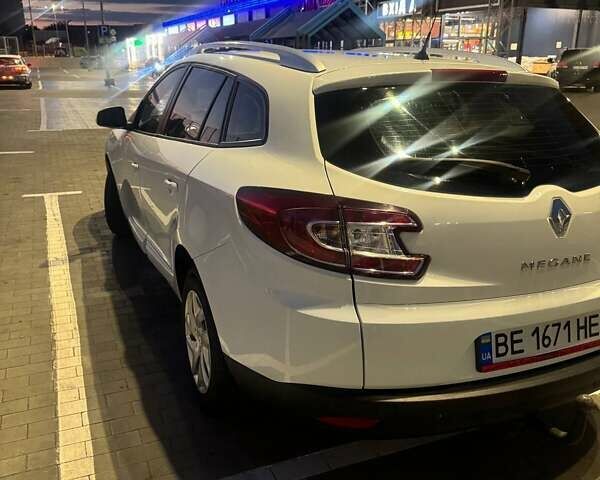 Білий Рено Меган, об'ємом двигуна 1.46 л та пробігом 196 тис. км за 9700 $, фото 23 на Automoto.ua