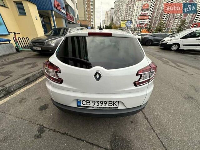 Рено Меган 2015 в Киеве на Automoto.ua Белый Рено Меган, объемом двигателя 1.46 л и пробегом 243 тыс. км за 9000 $, фото 10 на Automoto.ua