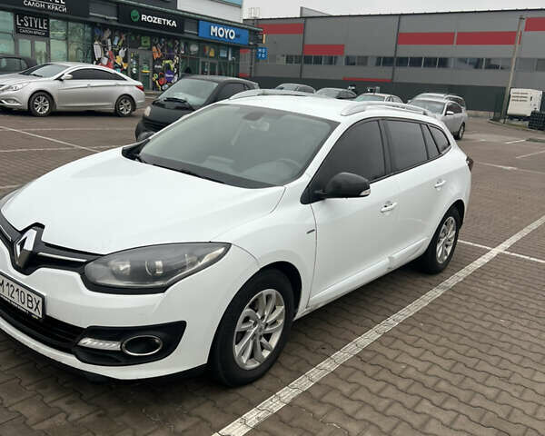 Белый Рено Меган, объемом двигателя 1.46 л и пробегом 206 тыс. км за 7300 $, фото 2 на Automoto.ua
