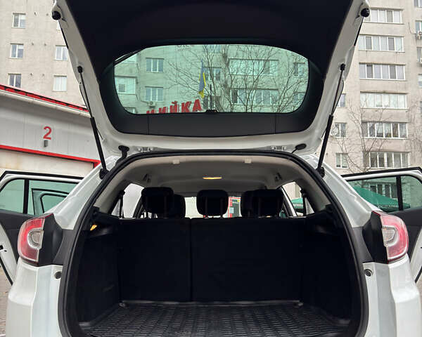 Белый Рено Меган, объемом двигателя 1.5 л и пробегом 278 тыс. км за 8900 $, фото 30 на Automoto.ua