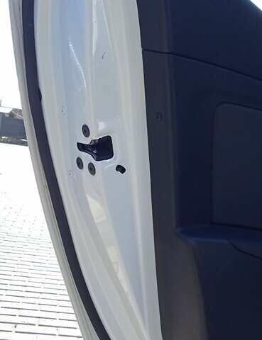 Білий Рено Меган, об'ємом двигуна 1.46 л та пробігом 213 тис. км за 8700 $, фото 26 на Automoto.ua