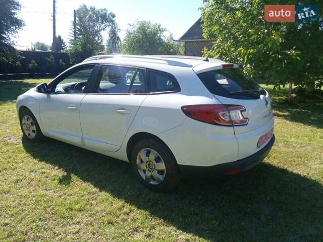 Белый Рено Меган, объемом двигателя 1.5 л и пробегом 180 тыс. км за 10499 $, фото 14 на Automoto.ua