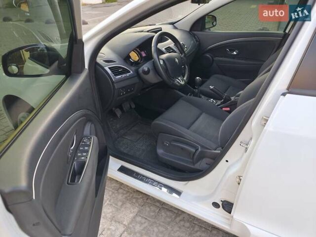 Білий Рено Меган, об'ємом двигуна 1.5 л та пробігом 245 тис. км за 8999 $, фото 19 на Automoto.ua