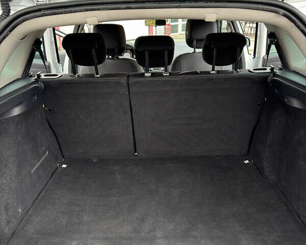 Белый Рено Меган, объемом двигателя 1.5 л и пробегом 278 тыс. км за 8900 $, фото 29 на Automoto.ua