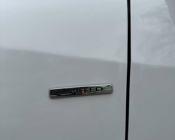 Белый Рено Меган, объемом двигателя 1.5 л и пробегом 278 тыс. км за 8900 $, фото 43 на Automoto.ua