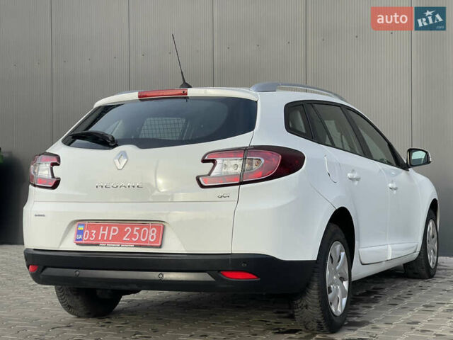 Белый Рено Меган, объемом двигателя 1.5 л и пробегом 113 тыс. км за 11500 $, фото 9 на Automoto.ua