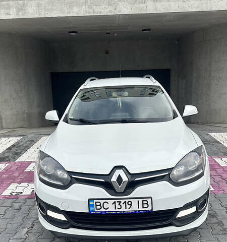 Белый Рено Меган, объемом двигателя 1.46 л и пробегом 320 тыс. км за 7999 $, фото 43 на Automoto.ua