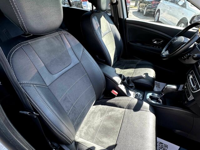 Белый Рено Меган, объемом двигателя 1.5 л и пробегом 226 тыс. км за 8900 $, фото 12 на Automoto.ua