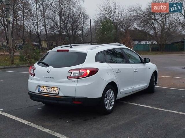 Белый Рено Меган, объемом двигателя 1.5 л и пробегом 207 тыс. км за 8000 $, фото 5 на Automoto.ua