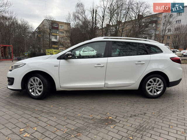 Белый Рено Меган, объемом двигателя 1.5 л и пробегом 278 тыс. км за 8900 $, фото 3 на Automoto.ua